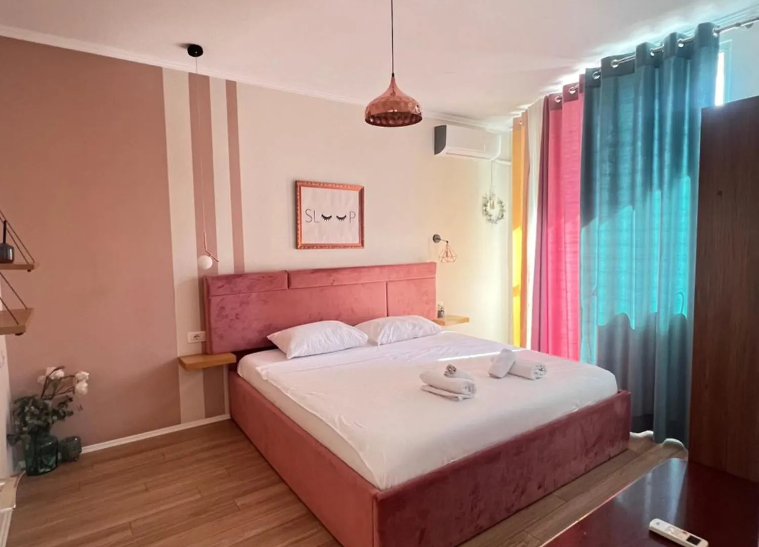 Apartment Spacious 1Br City Hub With Balcony Tirana